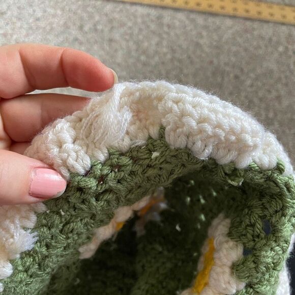 Crochet Granny Square Summer Bucket Hat - Picture 2 of 7